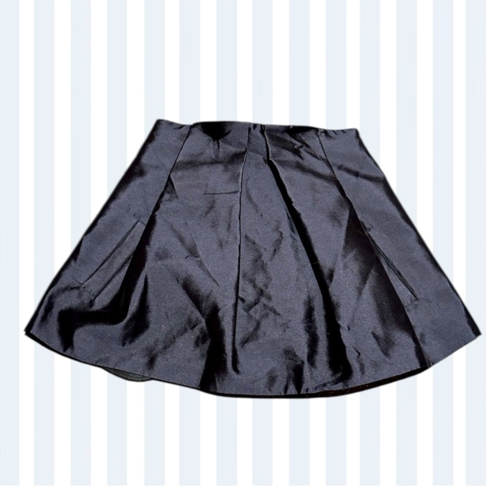 Nikki Chasin luxury skirt POCKETS